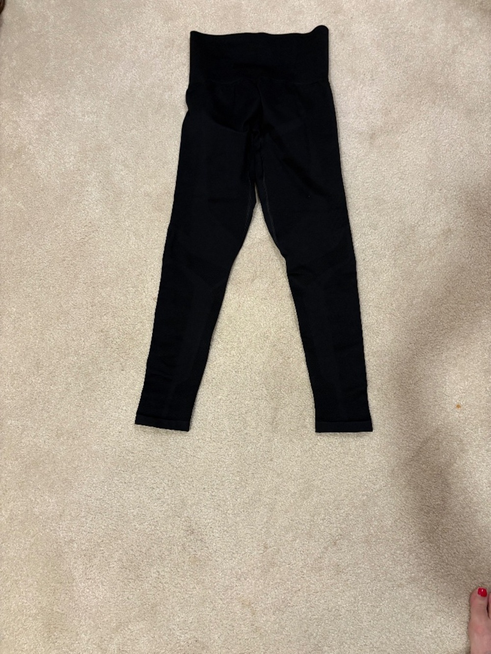 LNDR leggings, size M-L, black